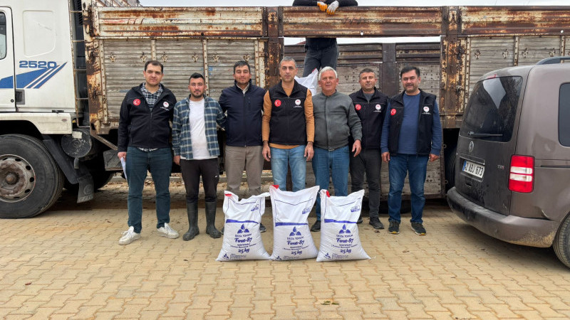 H&uuml;y&uuml;kl&uuml; &uuml;reticilere sertifikalı tohum desteği