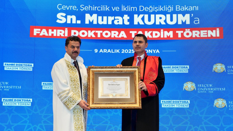 &Uuml;niversiteden Bakan Kurum&rsquo;a Konya&rsquo;da b&uuml;y&uuml;k onur
