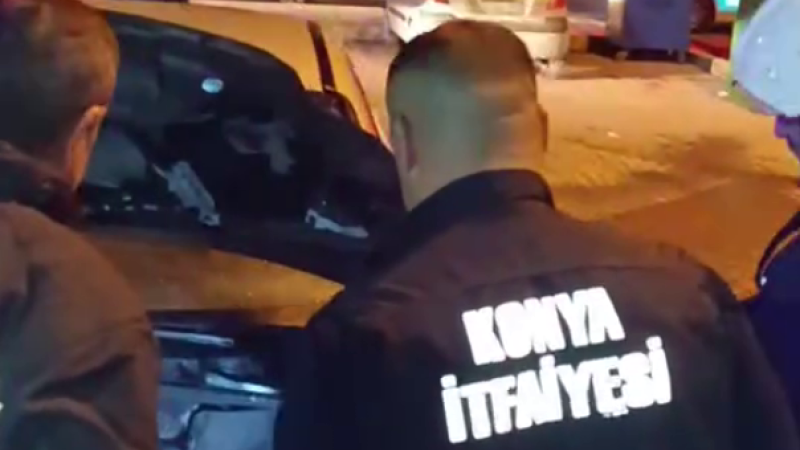 Gece vakti korkutan ara&ccedil; yangını