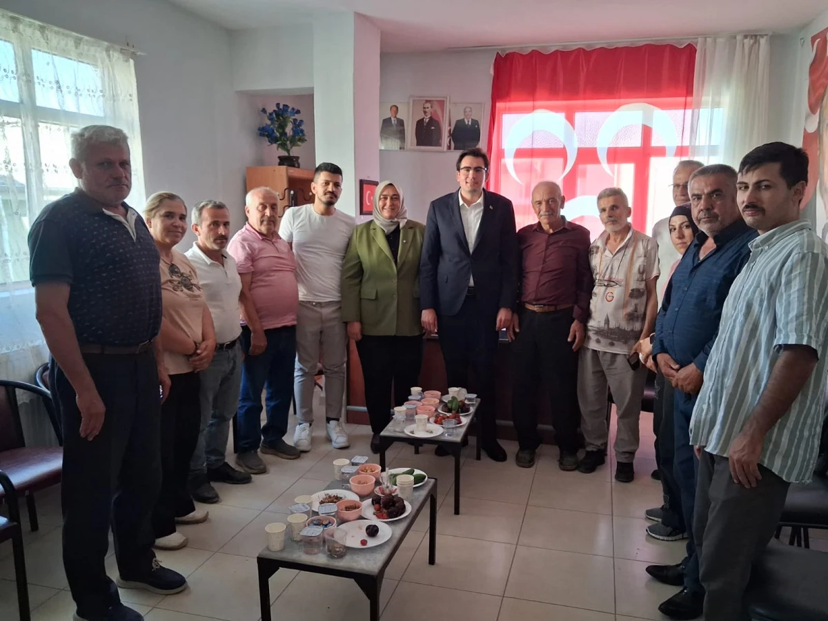 H&uuml;y&uuml;k&rsquo;te MHP teşkilatında ziyaret trafiği