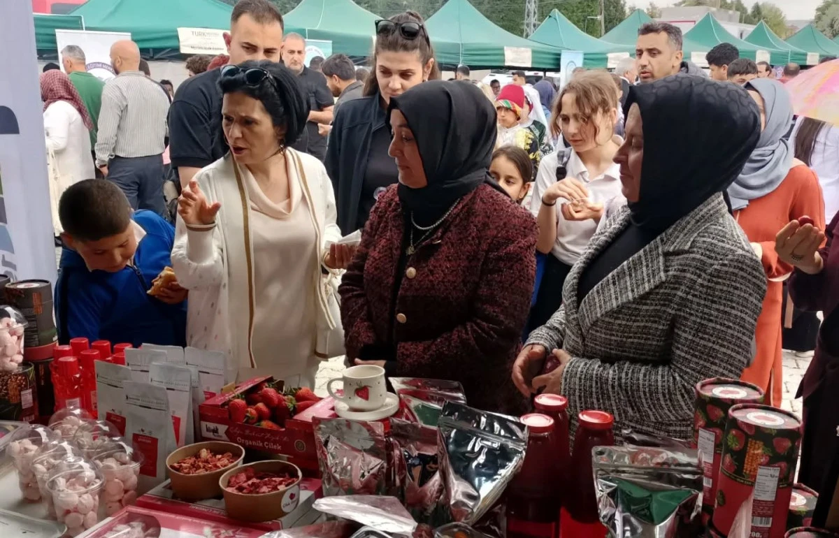 H&uuml;y&uuml;k&rsquo;&uuml;n &Ccedil;ilek Lezzetleri T&uuml;rk Mutfağı Haftası&rsquo;na Damga Vurdu
