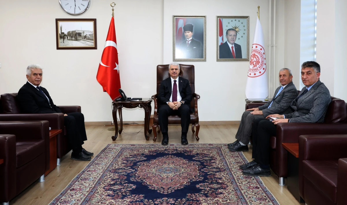 H&uuml;y&uuml;k'&uuml;n yatırımları Konya'da masaya yatırıldı