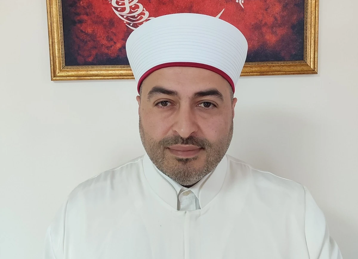 &ldquo;Kabrin başında yemek doğru değil&rdquo;