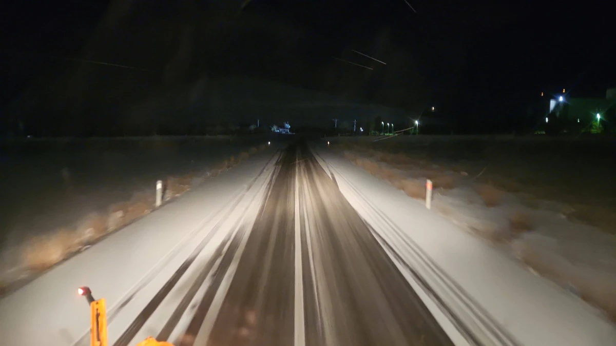 Kar yağışı sonrası don ve buzlanma kazaları da beraberinde getirdi