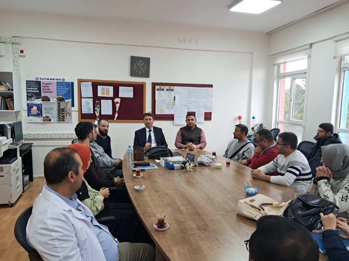 Konuk: &ldquo;Hedef belirlemek başarının anahtarıdır&rdquo;