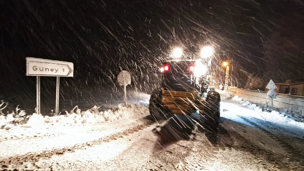 Konya&rsquo;nın kayak merkezi beyaza boyandı