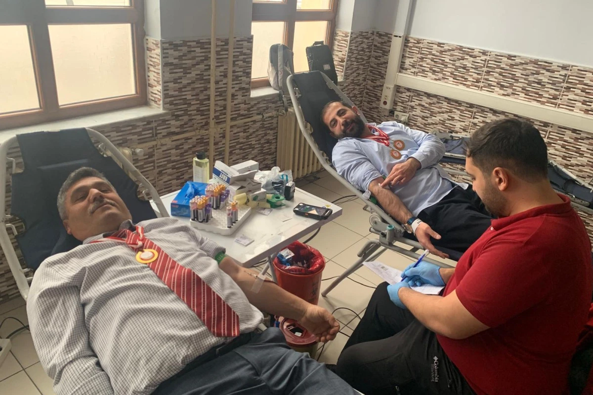 Necip Fazıl&rsquo;da hayat kurtaran buluşma!