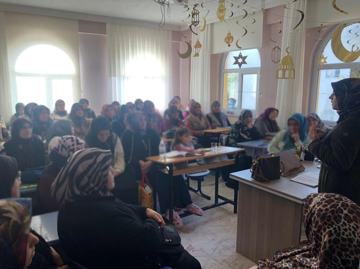 Şiddete karşı bilin&ccedil;, aileye g&uuml;&ccedil;