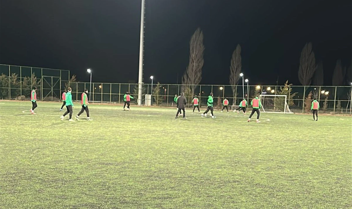 Tormet &Uuml;z&uuml;ml&uuml;spor Play-Off yolunda emin adımlarla