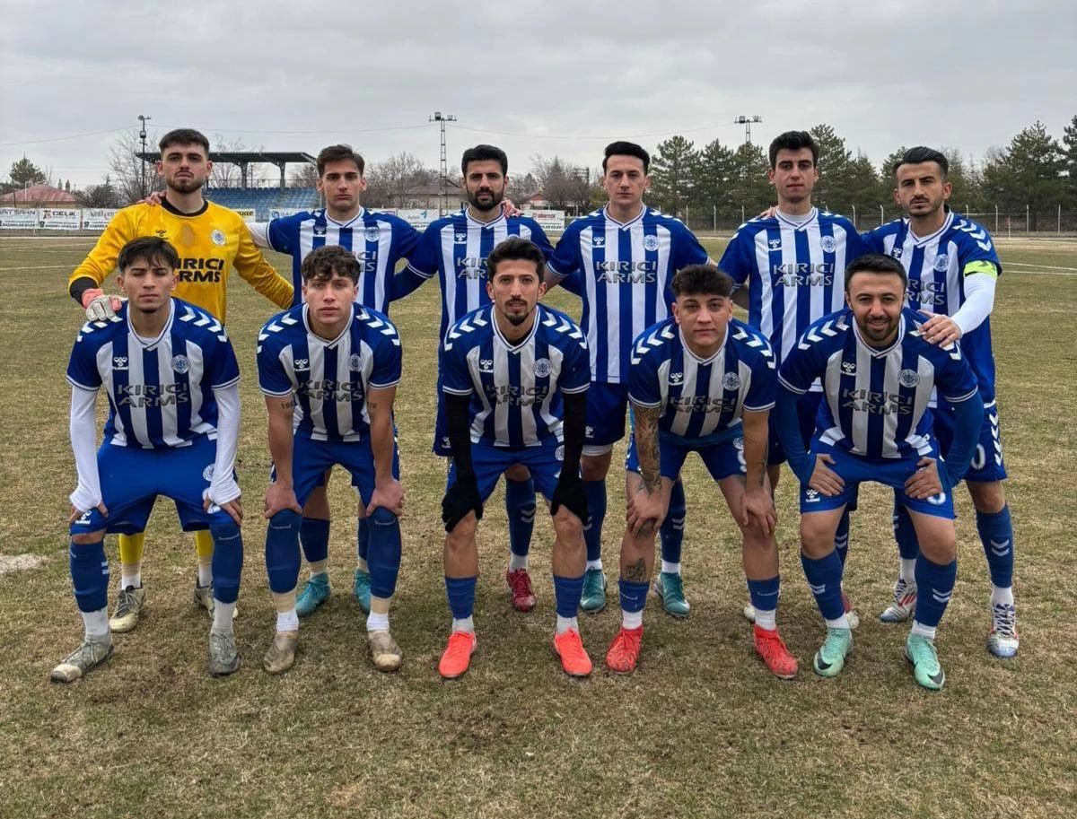 Uzatmada yıkım! Martılar 3 puanı ka&ccedil;ırdı, &Uuml;z&uuml;ml&uuml; deplasmanda kaybetti