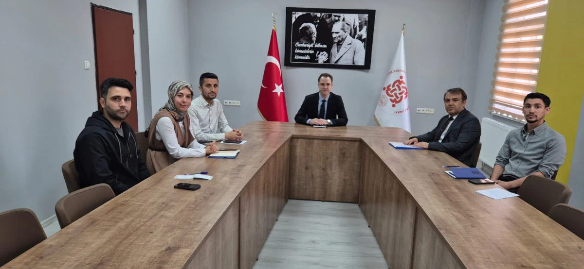 YKS ve LGS &Ouml;ncesi Derebucak&rsquo;ta Kritik Toplantı