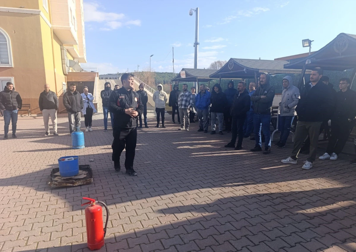 Yurtta itfaiyeden hayat kurtaran tatbikat