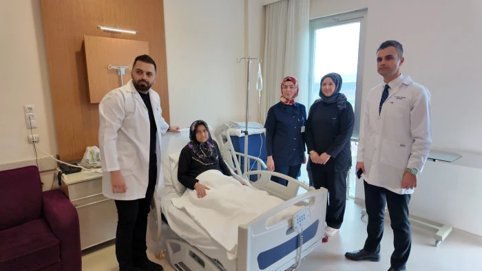 Bir test, bir hayat kurtardı! Kapalı ameliyatla kanseri yendi, şifa buldu