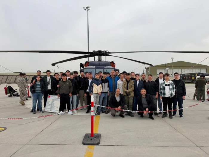 Huğlulu &ouml;ğrencilerden g&ouml;ky&uuml;z&uuml;ne yakın bakış!